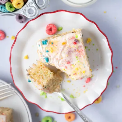 Recipe 'Simple One Layer Cereal Cake'