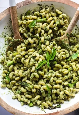 Recipe 'Easy Roasted Asparagus Pesto Pasta'