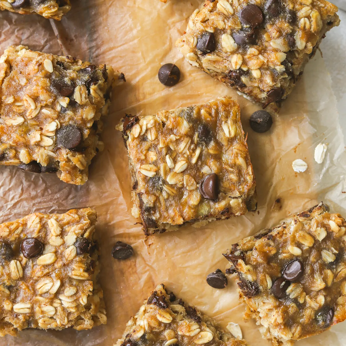 Easy 4 Ingredient Baked Banana Oat Snack Bars