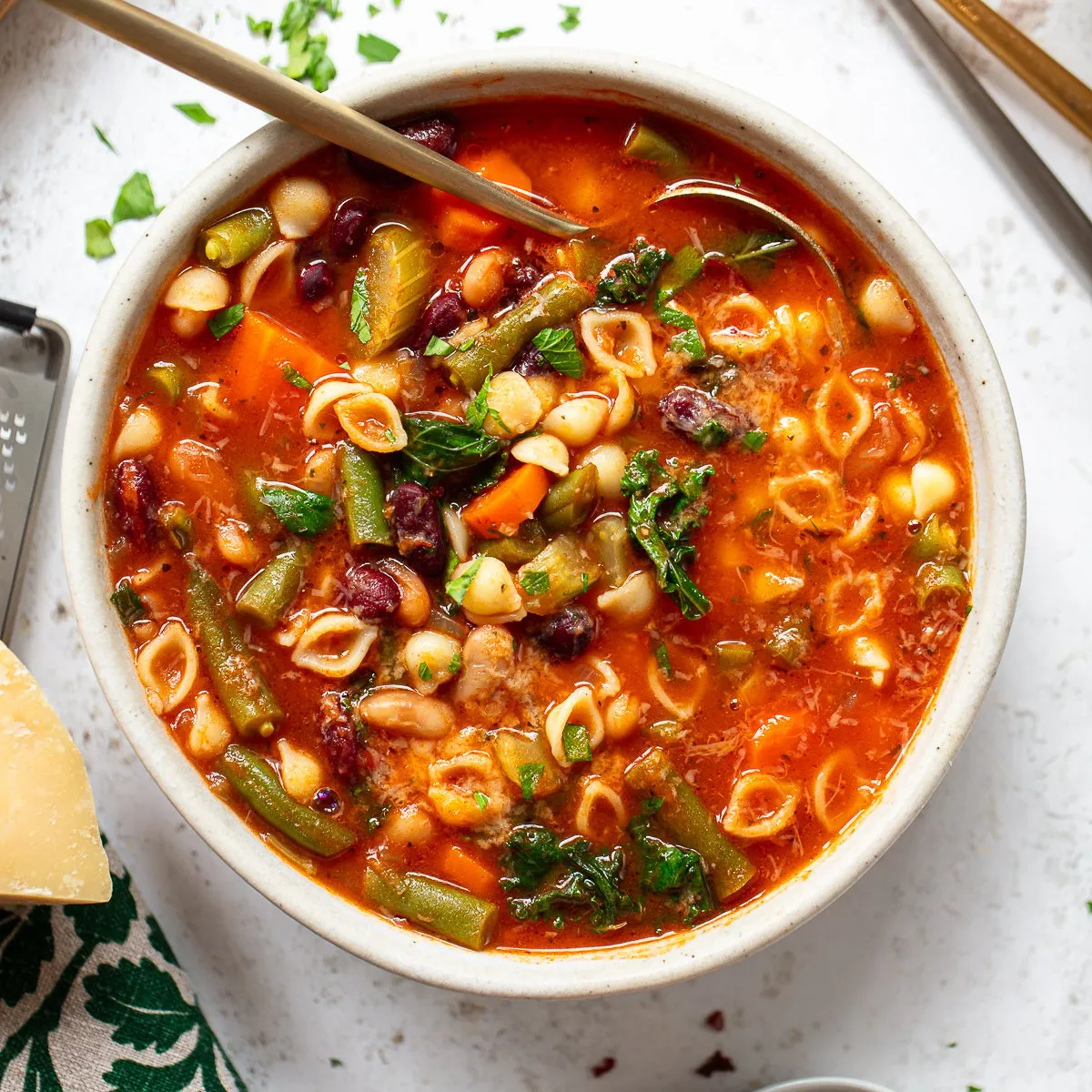 Classic Italian Minestrone Soup with Pasta