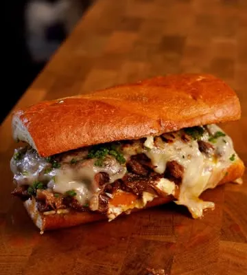 Recipe 'Shredded Beef Sandwiches (French Dip Style)'