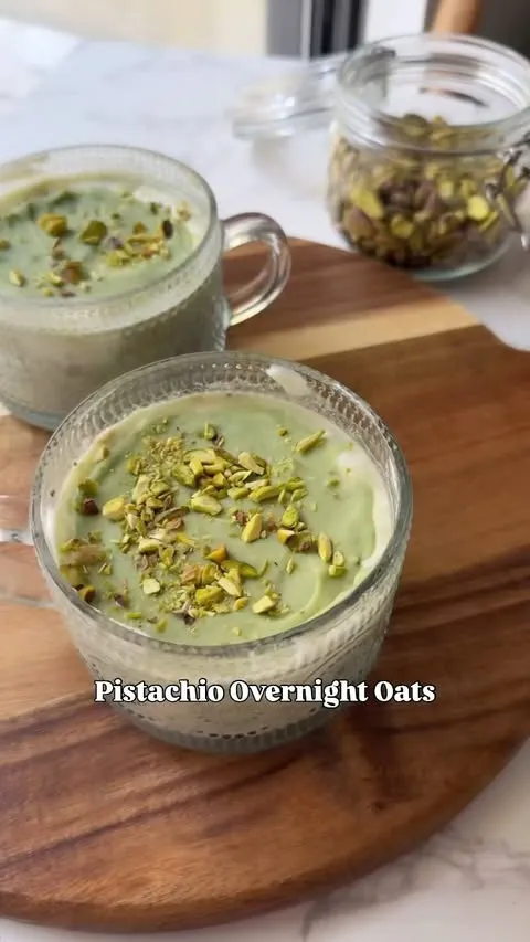 Pistachio Protein Overnight Oats