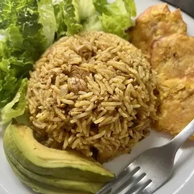 Recipe 'Arroz con Pollo Dominicano (One Pot Chicken Breast and Rice)'