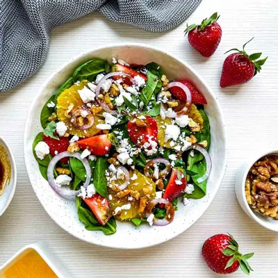 Recipe 'Strawberry Spinach Salad with Fresh Oranges and Balsamic Dressing'