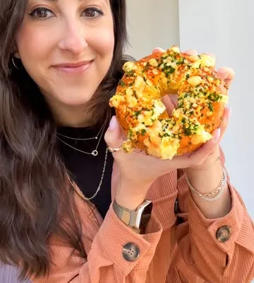 Recipe 'Cream Cheese Stuffed Garlic Bread Bagel'