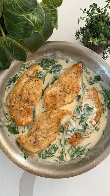 Creamy lemon chicken with spinach