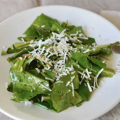 Recipe 'Dandelion Salad'