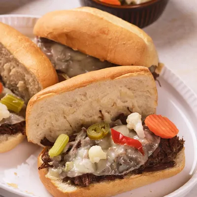 Recipe 'Slow Cooker Italian Beef Sandwich'
