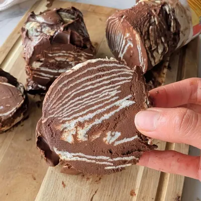 Recipe 'Viral Pringles Chocolate Block Recipe (Healthy & High Protein!)'