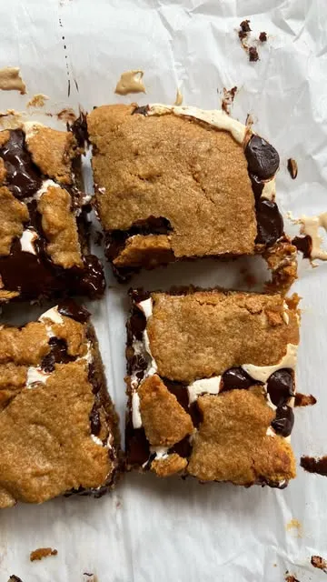S’MORES COOKIE BAR