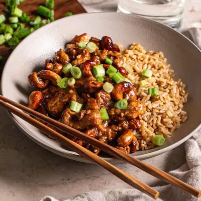 Recipe 'Sticky Vegan Cashew Chicken'