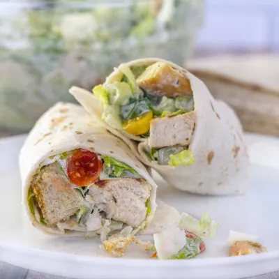 Recipe 'Grilled Chicken Caesar Salad Wraps'