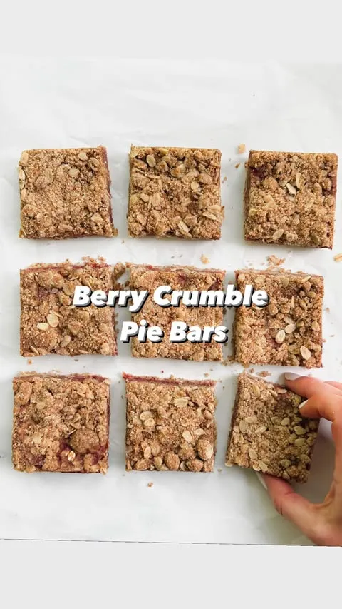Berry Crumble Pie Bars