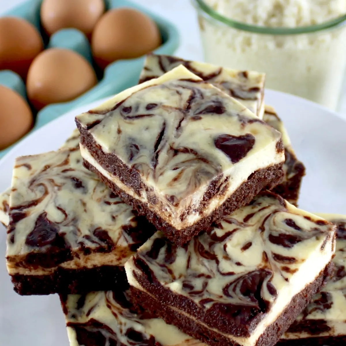 Keto Cheesecake Brownie Bars