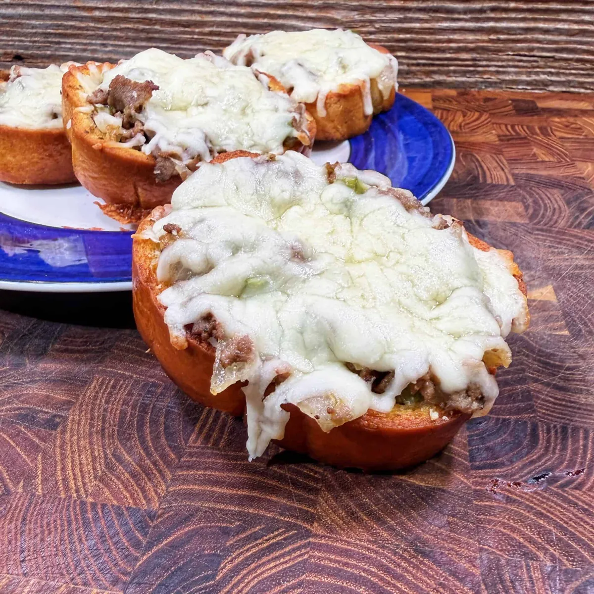 Texas Toast Garlic Bread Cheesesteaks: A Flavorful Twist
