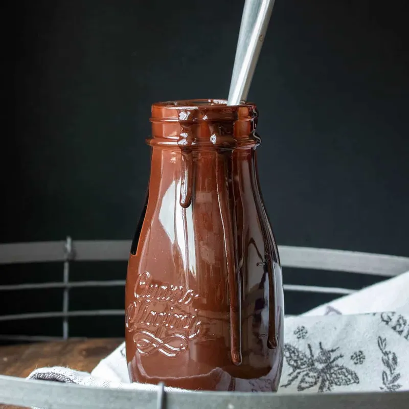 Healthy Homemade Vegan Chocolate Sauce