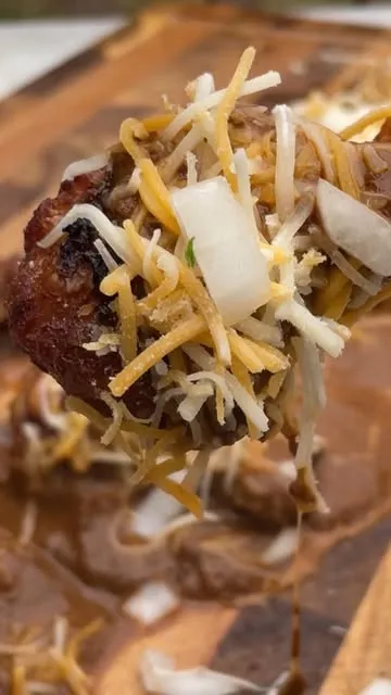 Chili Cheese Chicken Wings