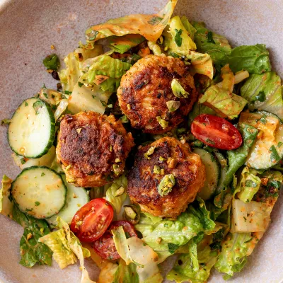 Recipe 'Harissa Chicken Meatball Salad'