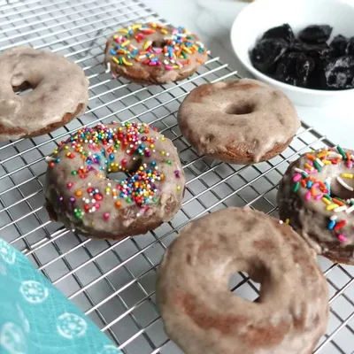 Recipe 'Prune Apple Cinnamon Protein Donuts'