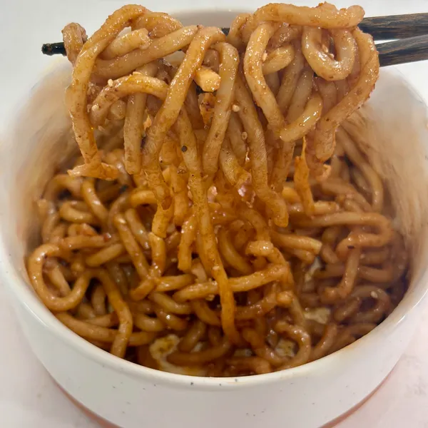 Udon Peanut Noodles (no cook!)