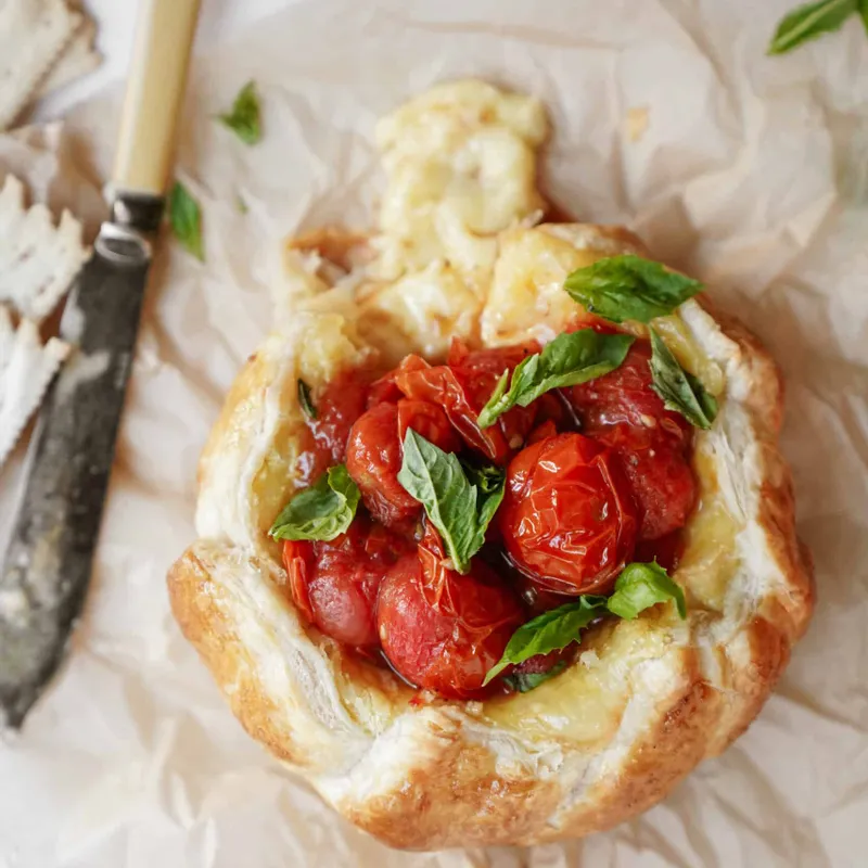 Puff Pastry Crusted Baked Brie Recipe