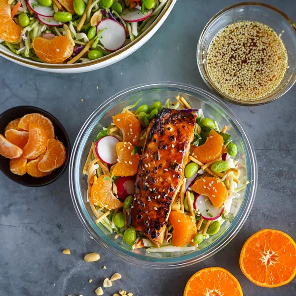Mandarin Orange Salad With Salmon and Sesame Dressing