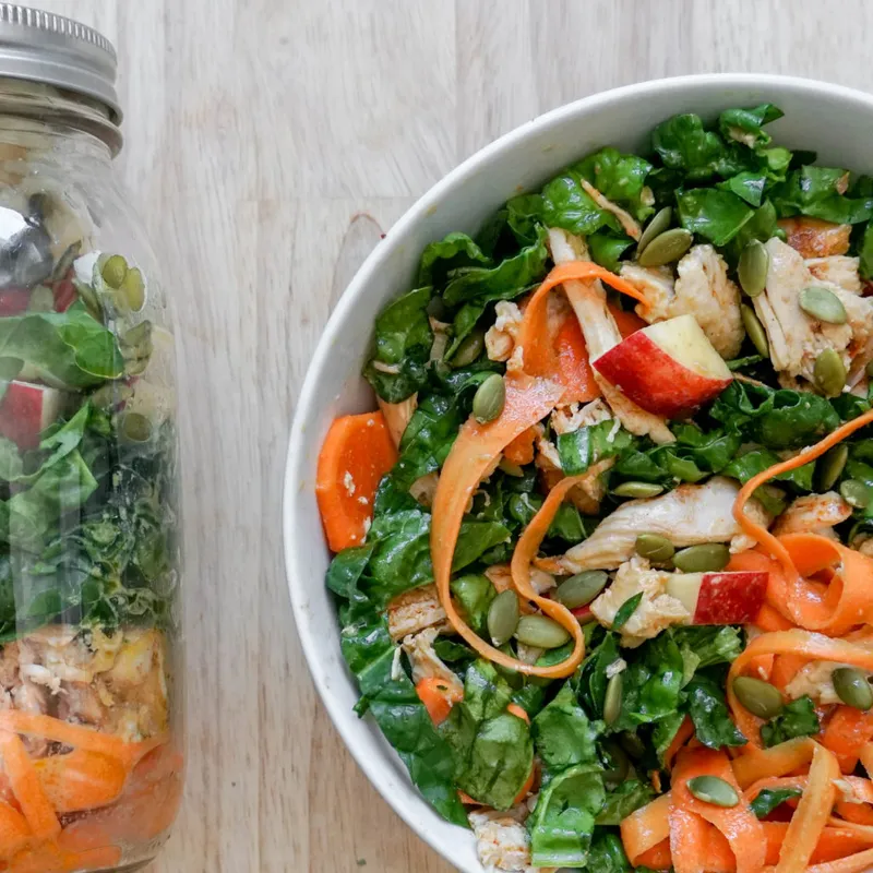 Crunchy Chicken, Spinach, Apple &amp; Carrot Salads &amp; Homemade Dressing