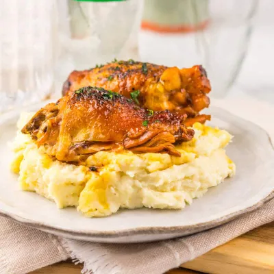 Recipe 'Slow Cooker Sprite Sweet Chili Chicken Thighs'