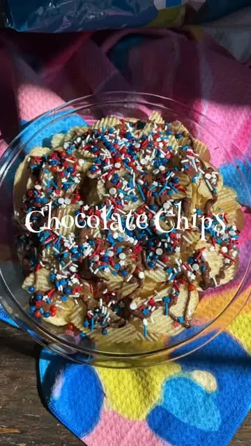 Easy Melted Chocolate Drizzle with Potato Chips