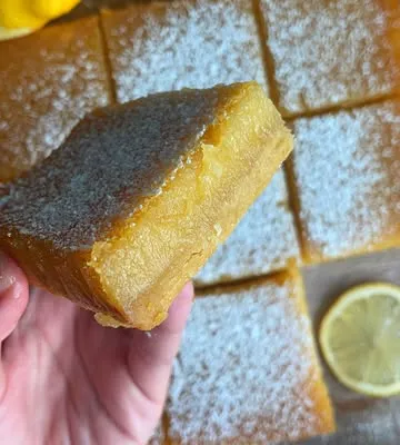 Recipe 'Gooey Lemon Bars'