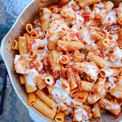 Recipe 'Homemade One Pot Chicken Parm!'