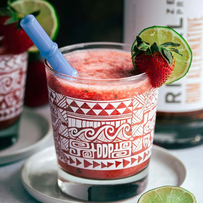 Strawberry Daiquiri Mocktail with Rum Alternative