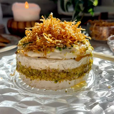 Recipe 'Baklava Brie Cake'