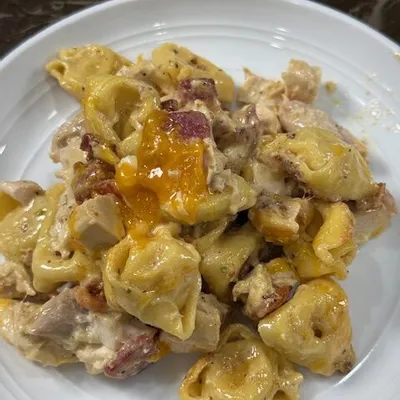 Recipe 'One Pot Chicken Bacon Ranch Tortellini'