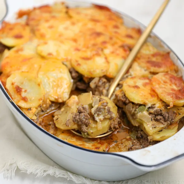 Ground Beef and Potato Casserole