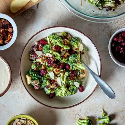 Recipe 'Vegan Broccoli Salad'