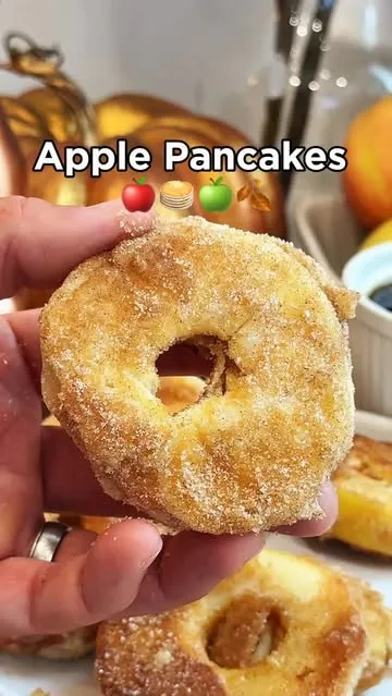 Apple Pancakes