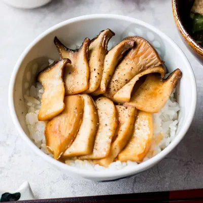 Recipe 'Teriyaki Mushroom Rice Bowl'