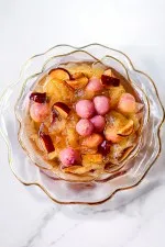 Recipe 'Snow Ear Beauty Soup with Rose Mochi'