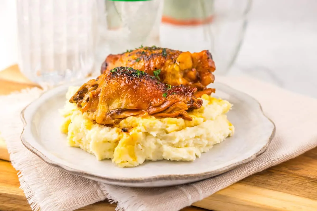 Slow Cooker Sprite Sweet Chili Chicken Thighs