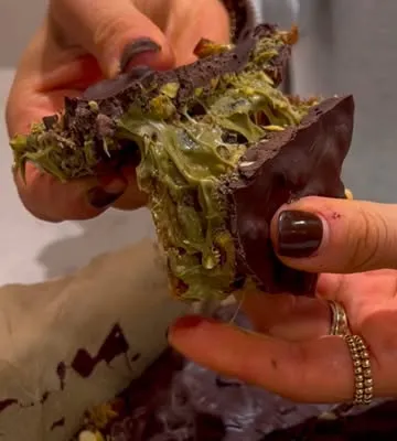 Recipe 'Dubai Chocolate Date Bark'