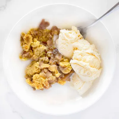 Recipe 'Slow Cooker Apple Dump Cake Recipe'