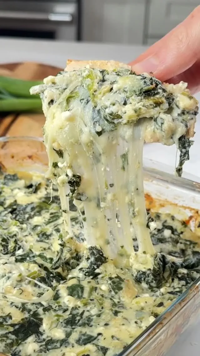 Healthy High-Protein Spinach Dip