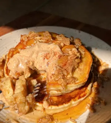 Recipe 'PEACH COBBLER PANCAKES'
