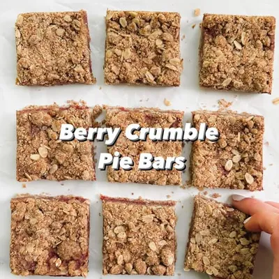 Recipe 'Berry Crumble Pie Bars'
