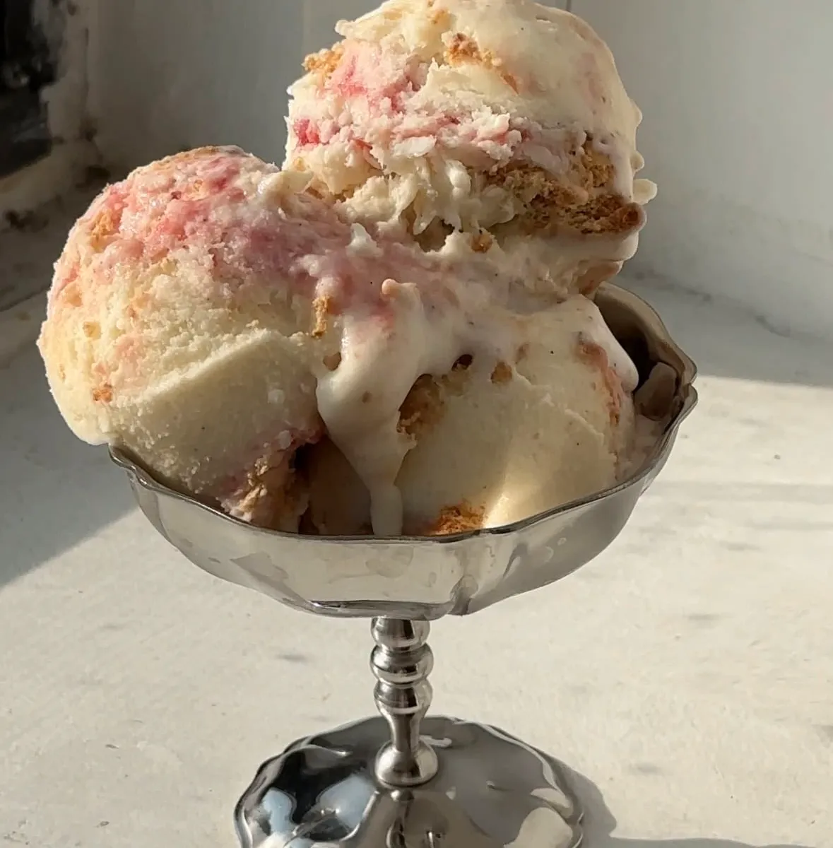 Rhubarb Chamomile Graham Cracker Ice Cream