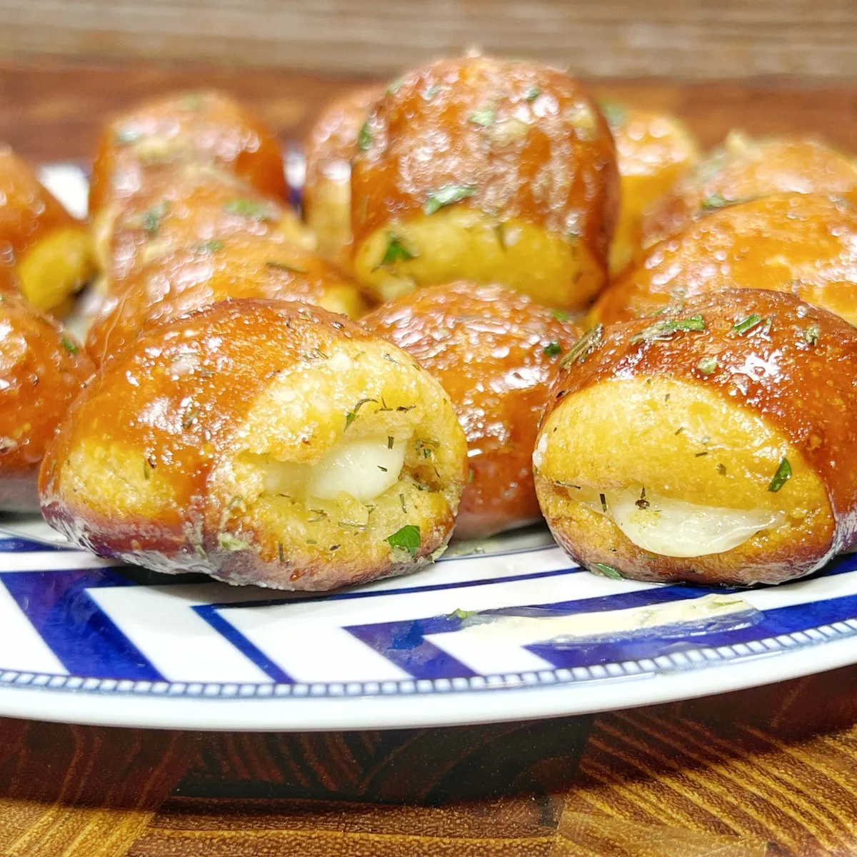 Jalapeno Ranch Stuffed Pretzel Bites