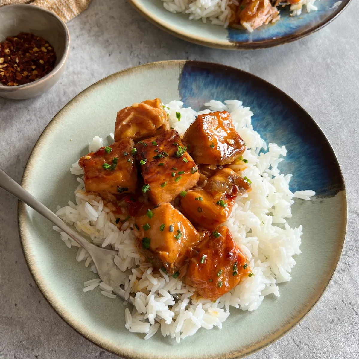 Sweet Chili Salmon Bites