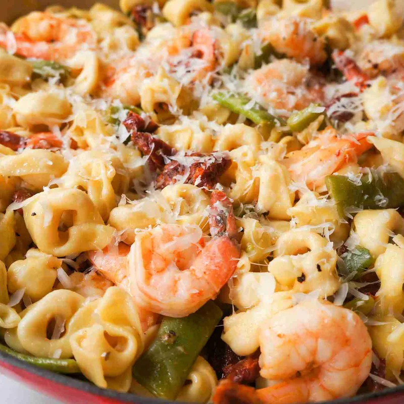 Tortellini tossed with Shrimp and Italian Green Beans