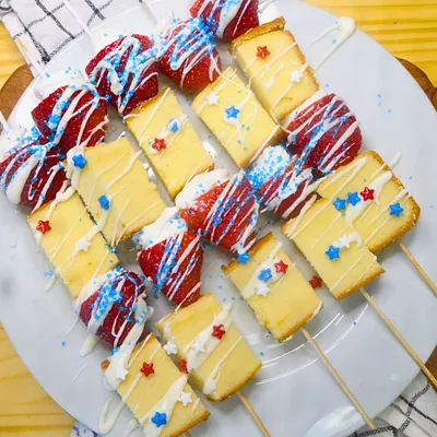 Recipe 'Strawberry Shortcake Skewers | Easy No Bake Patriotic Kabobs'
